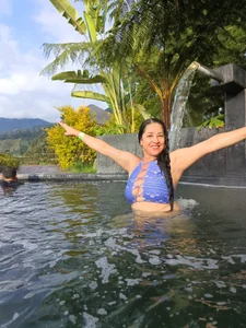 Adelesmithh kullanıcısının Wet and dangerous, do you dare to swim with me? 💦 albümü -  9 fotoğraf