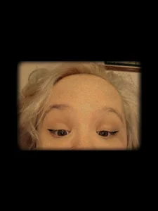 xxNaughtyNicolexx just me Pic 4