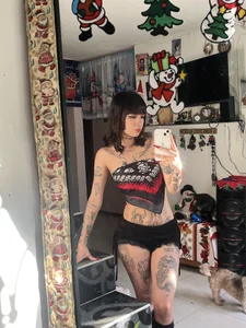 lilith_dior 🖤  2টি ছবি