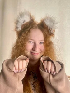 Foxy de MaraButtrey  3 photos