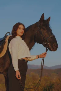 adria_cavalli Public টি ছবি