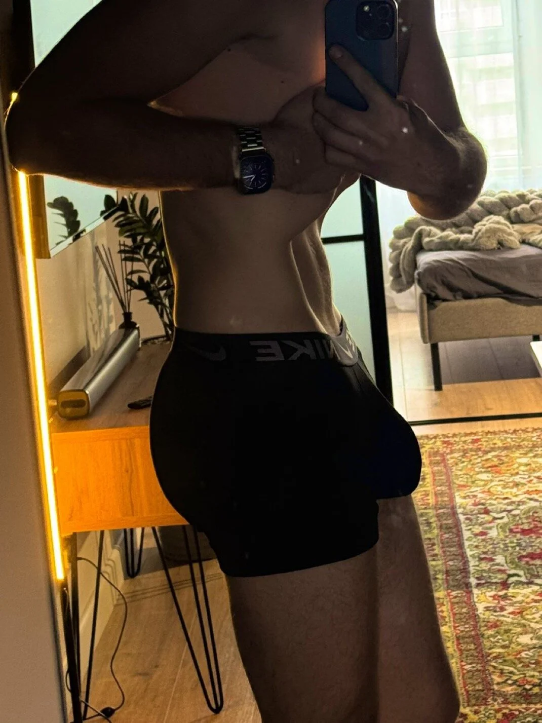 Peach_boy1 Trending Plaatje 8675