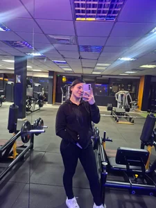 Zoe269 Day on gym Pic 3