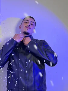 MrFox__ ❄️ Winter Glow Pic 4