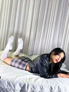 Melizaa_rose COLLEGE GIRL + sTOCKINGS Pic 5