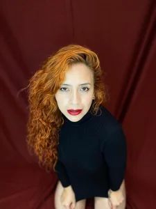 sahra_taylor_ POSING FOR YOU Immagine  5