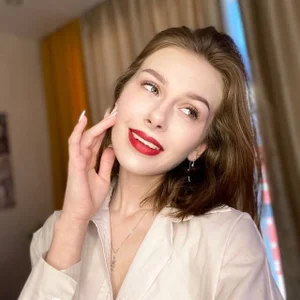 Eva_Ellis Public Pic 2