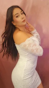 Amaranta_Hazel 👑🩷 Foto 3