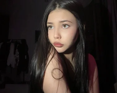 DivinaSaunders Public slika 2