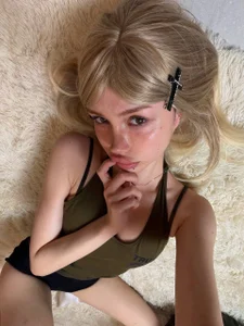 Dianastia Me 圖片