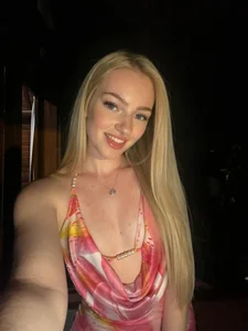 bleurose18 Public Pic 2