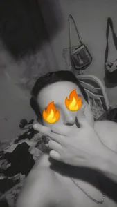 moizesagmq's XXX Nude Photo 2
