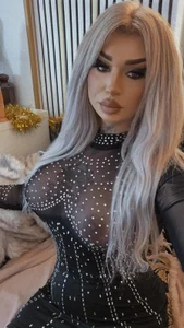 AlenaRios Soft look. Strong presence. صورة واحدة|AlenaRios Soft look. Strong presence. صورتان|AlenaRios Soft look. Strong presence.  5 صور|AlenaRios Soft look. Strong presence.  5 صورة