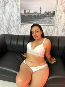 Maryy_Velvet Sexy latina🥵 Bilde 2
