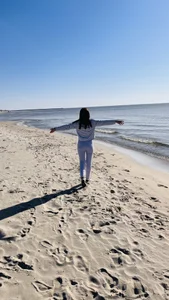 MarlaDewis Sea... 🌊 Pic 3