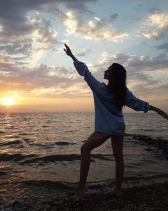 IzabellaOnes Public Pic