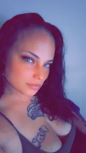IcyBluu Public Pic 3