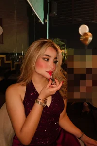 happy birthday to me ❤️👄 de NathalieRoss1  2 Imagens