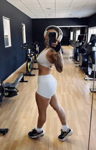 dimeLuyvoy Public صورة واحدة|dimeLuyvoy Public صورتان|dimeLuyvoy Public  3 صور|dimeLuyvoy Public  3 صورة