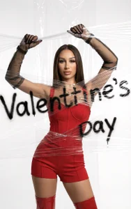 JuliaQuin Ready for V’day? ❤️🧸 Gambar