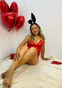 BunnyGlow50 Valentine's  3টি ছবি