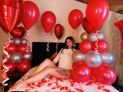 Sub_Scarlett 🌷 A tender look... a secret intention 💘 Bilde 6