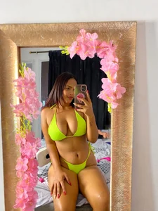 Girls_hot_honey's 😊 Sex Photo 1