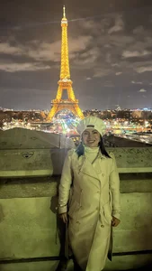 veronika_naughty Wonderfull travel to Paris Pic 3