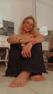 _Giorgiina_ Pull down my jeans 😈 Pic 4