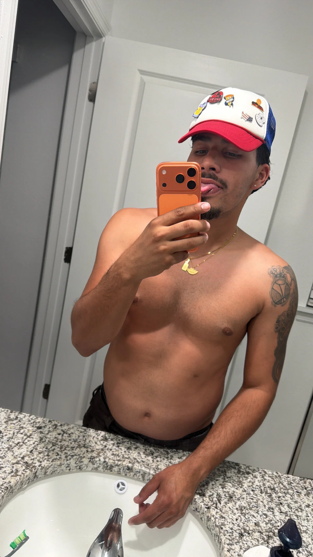 Foto em tendência de latinspidey 7339