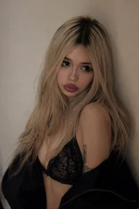 miafruit's XXX Nude Photo 2