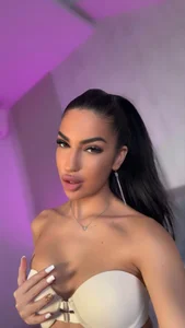 SelinDolceX Public Kuva