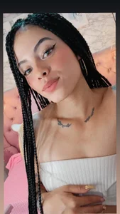 leslie_thompson current me Pic 2