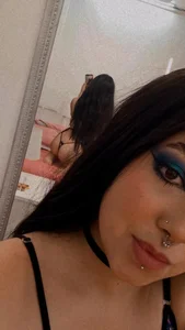 lorettaivonne 🥵 Pic 5