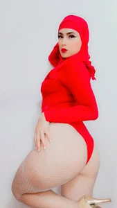 jamila_zair a penis suck and my sadness goes away my love ❤️ Immagine 