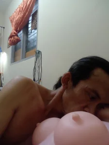 FreeGuyDiのDedi mudah hornyの枚の写真