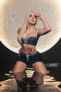 SophieBarnett Moon Goddess 🌙 Pic 2