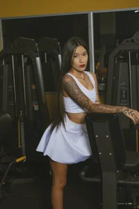 -camila-cooper-_ gym Pic