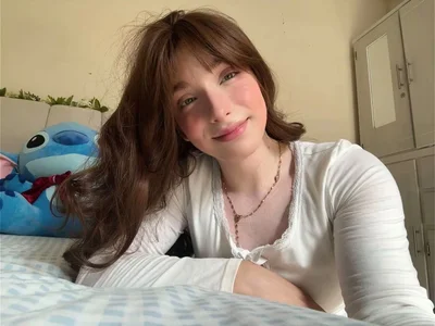 tiffannyland Public Pic 4