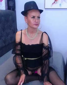 magenta_maturr magenta sexy Pic 2