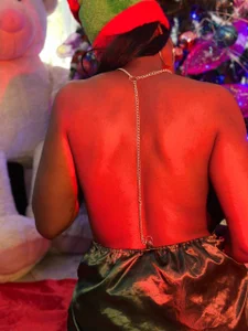 kattyytaylor Have you made your Christmas list yet? 🎅🏾 Immagine  2