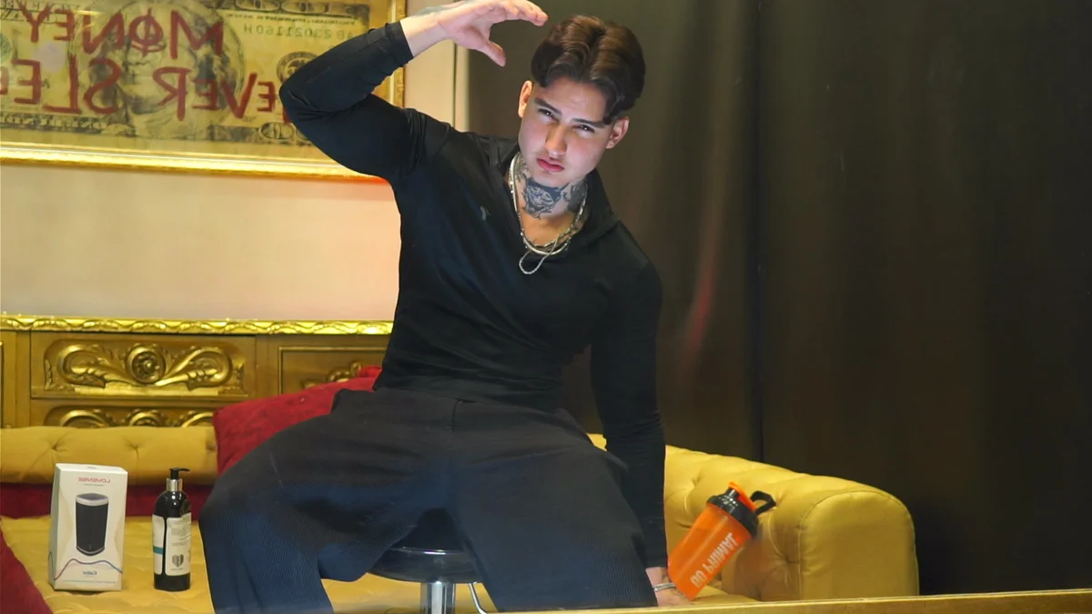 ภาพที่กำลังนิยมของ dantecoppolaa_  2027