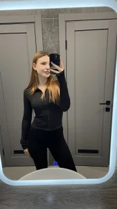 TiffanyOmlin Public Pic 2