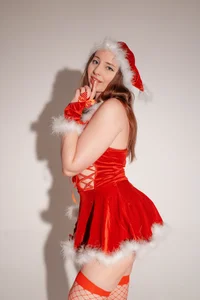 maltii_evans happy holidays Pic