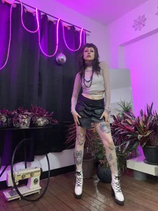 ELENA_UMBRAのlilaの枚の写真