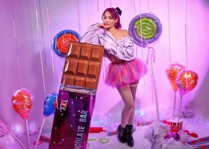 luci_miller Candyland  5টি ছবি