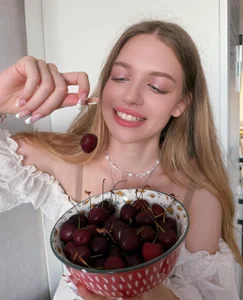 _friendlyfire Almost innocent❤️ Foto 7