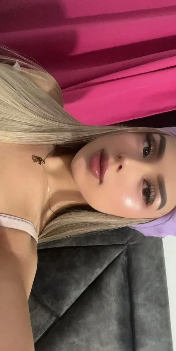 صور SamanthaFairyy الرائجة  3031