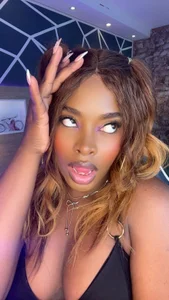 KAROL-SCOTT Doll face 🎀 Pic 5