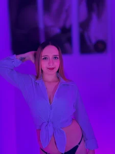 LiaRobertss_ horny lights💋🔥 Foto 5